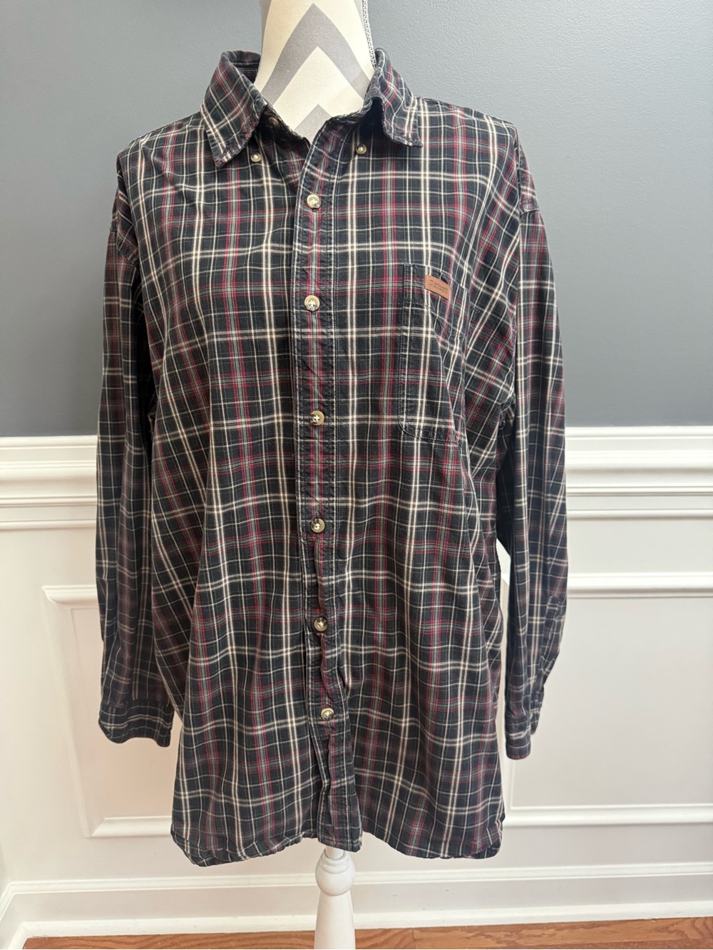 Vintage carhartt shirt size XL button down plaid